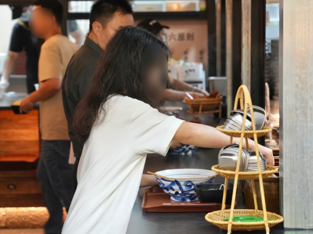 从墩墩鸡到好望水,蒙自源半年两次现象级联名:这碗米线越活越年轻